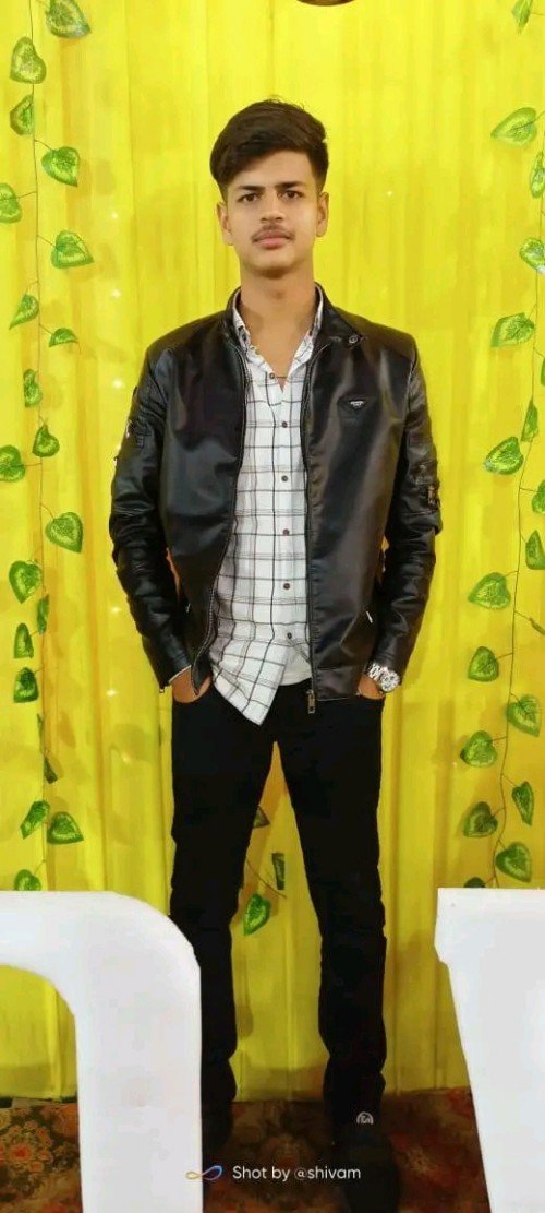 Best All Academic Subjects,Science,Maths tutor in Varanasi